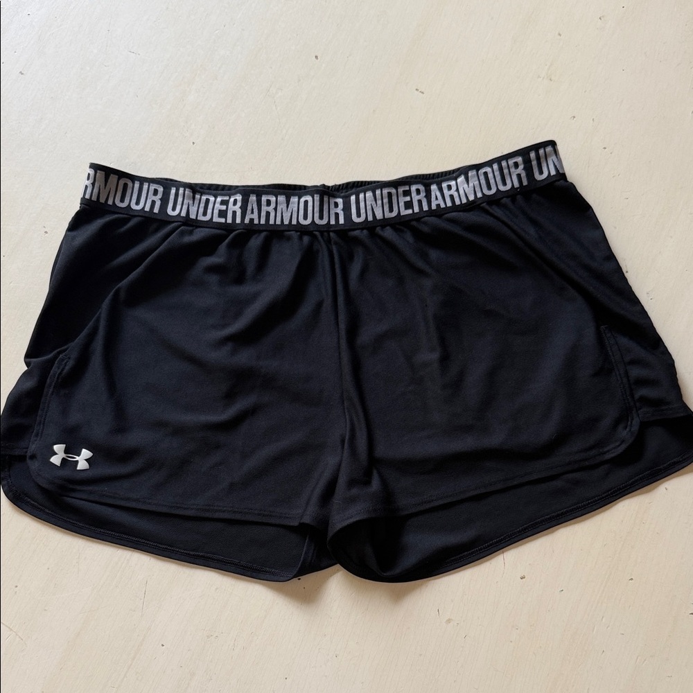 * Under Armour Black Women's Athletic Shorts with Branded Waistband (sz-2X)
